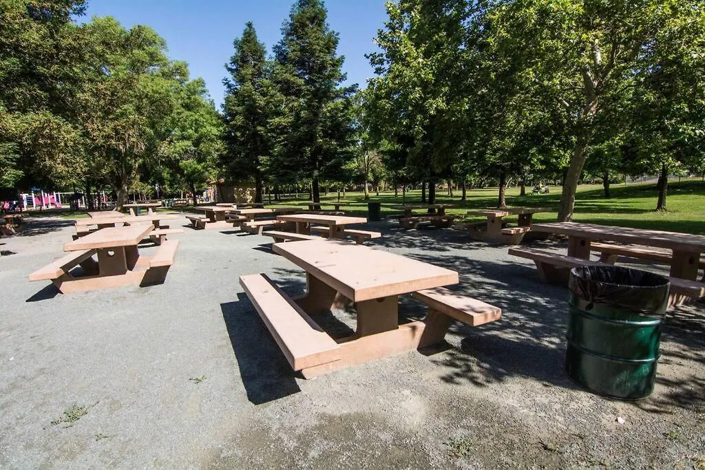 *Designer East Bay Remodel Home* Concord